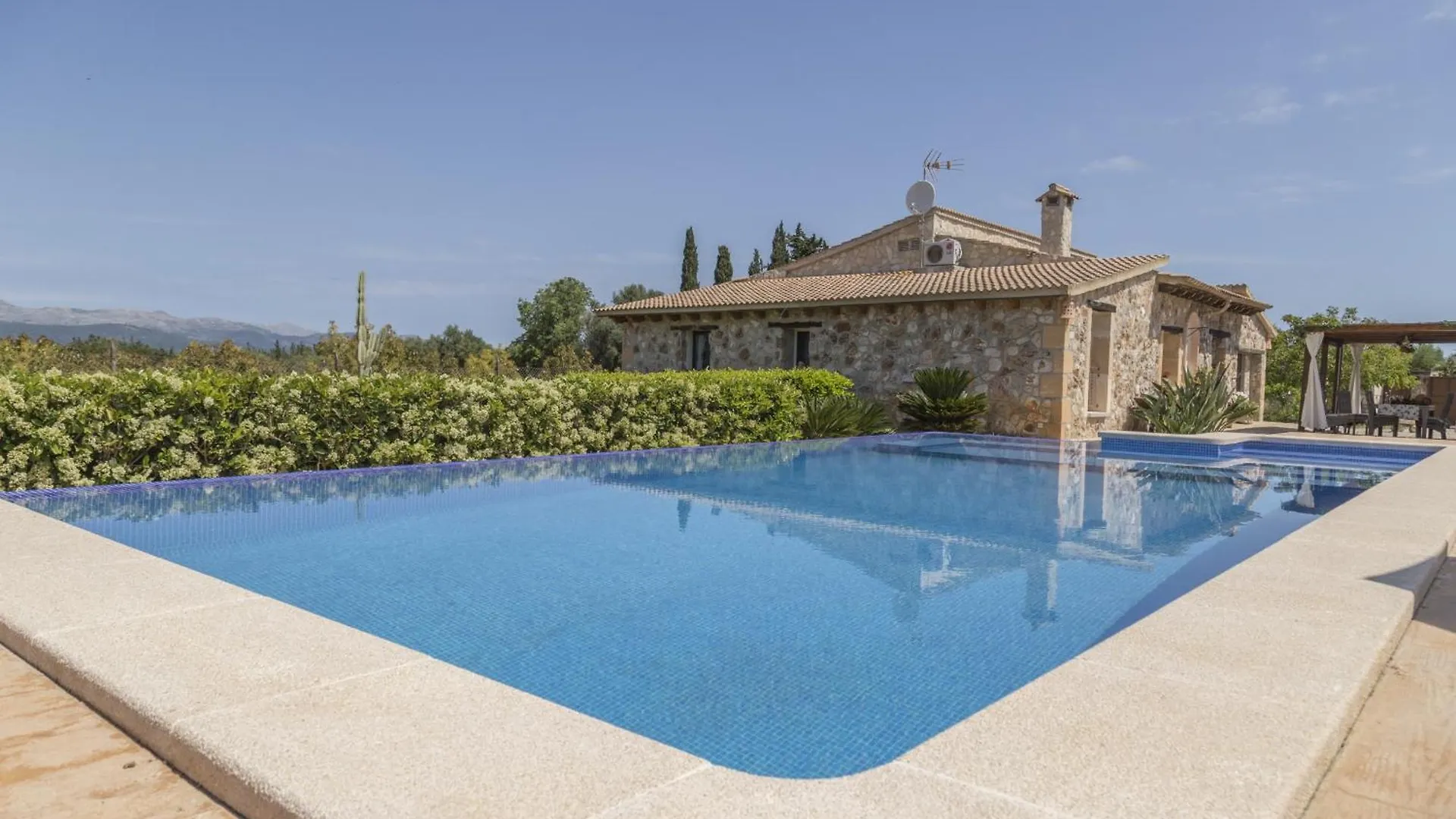 Yourhouse Es Moya Des Pins Muro